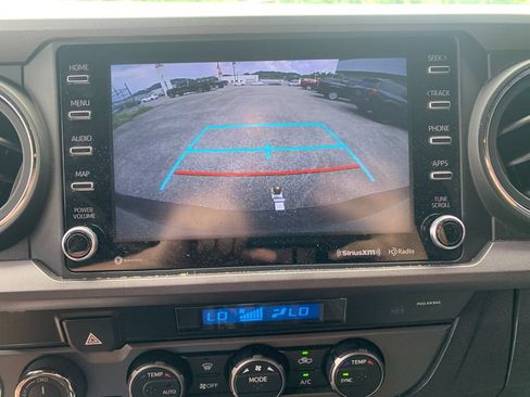 Used 2023 Toyota Tacoma TRD Sport AWD/4WD image 22