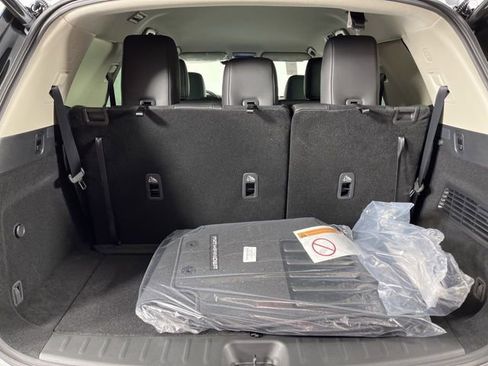 New 2025 Nissan Pathfinder SL image 52