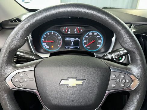 Used 2019 Chevrolet Traverse LS w/ LPO, Blackout Package FWD image 8