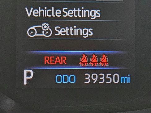 Used 2022 Toyota Corolla SE image 19