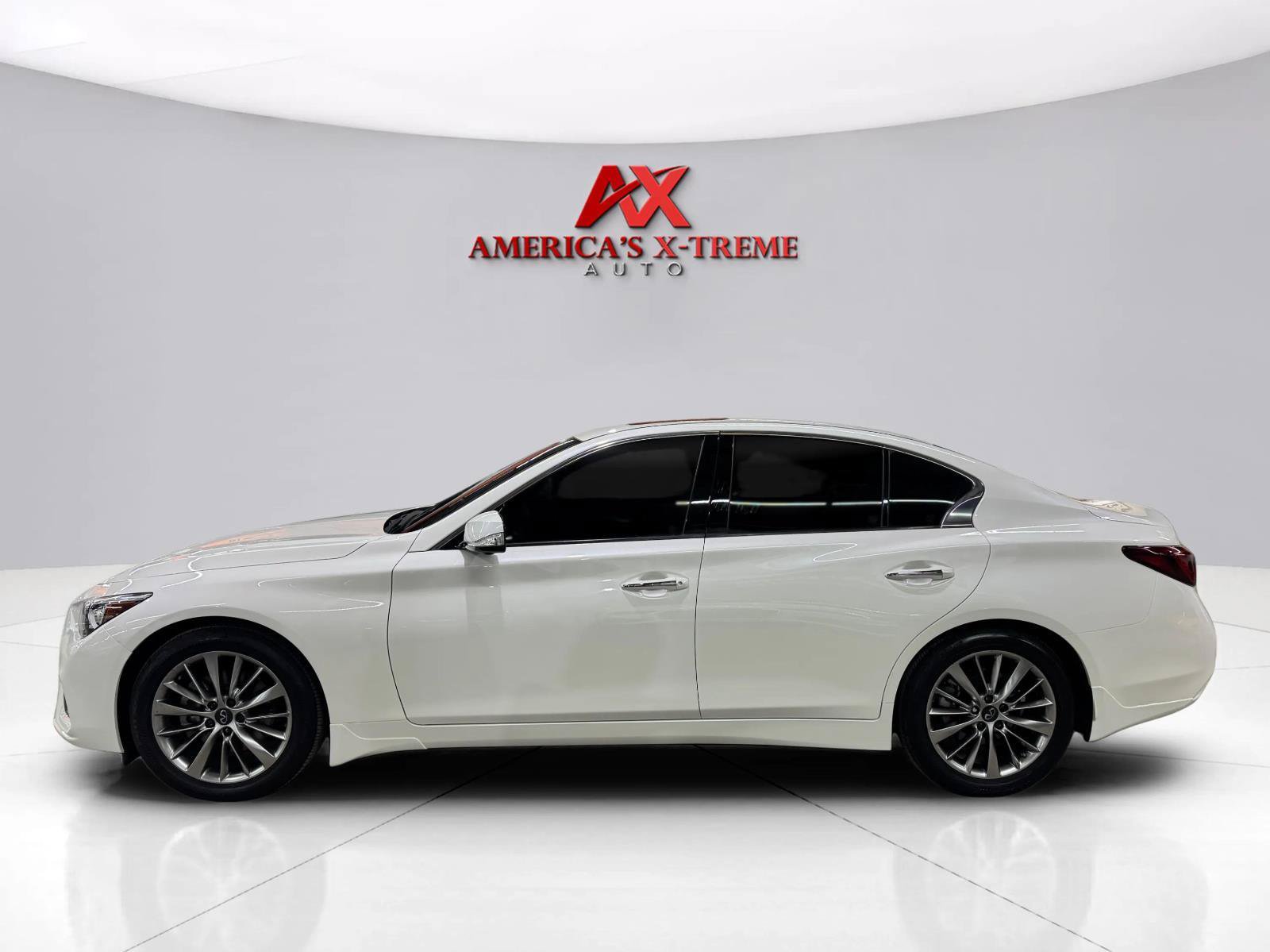 Used 2024 INFINITI Q50 Luxe w/ Cargo Package RWD image 5