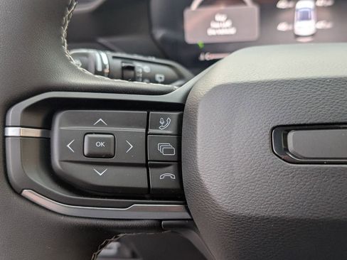 New 2026 Jeep Cherokee Overland image 22