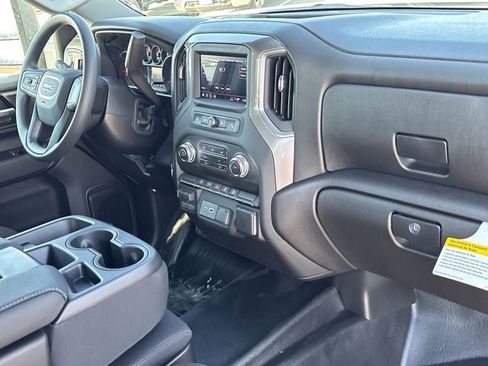 New 2026 GMC Sierra 3500 SLT w/ SLT Convenience Package image 30