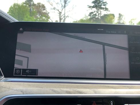 Used 2020 BMW X5 xDrive40i w/ Executive Package image 57