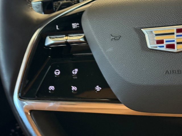 Certified 2026 Cadillac Escalade ESV Luxury w/ Touring Package AWD/4WD image 10