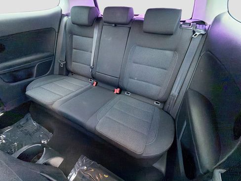 Used 2010 Volkswagen Golf 2-Door image 19