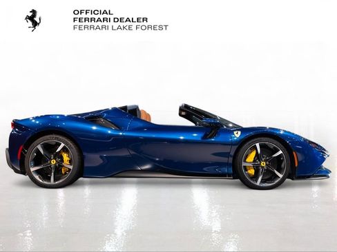Certified 2025 Ferrari SF90 Spider AWD/4WD image 9