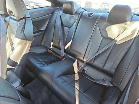 Used 2021 BMW M4 Competition w/ Executive Package image 10