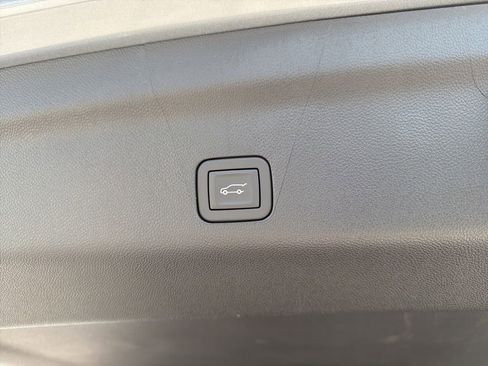 New 2026 Chevrolet Tahoe LT AWD/4WD image 15