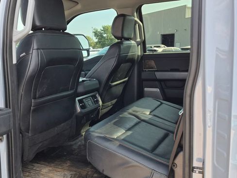 Used 2024 Ford F250 Lariat w/ Lariat Ultimate Package AWD/4WD image 13