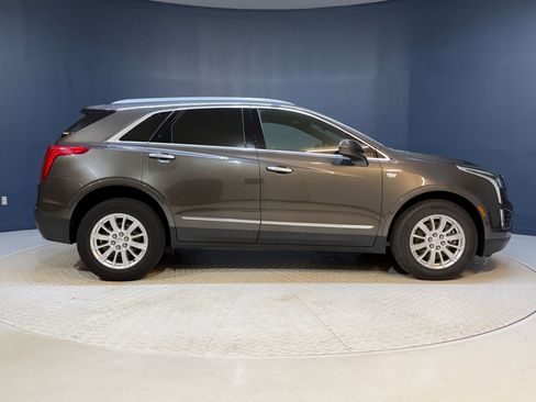 Used 2019 Cadillac XT5 FWD image 8
