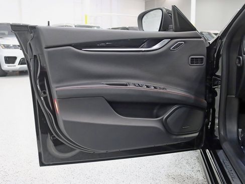 Used 2018 Maserati Ghibli S Q4 image 31