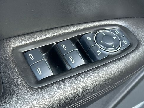 Used 2017 Cadillac XT5 Premium Luxury w/ Driver Assist Package image 13