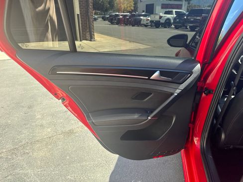 Used 2019 Volkswagen Golf R 4-Door AWD/4WD image 16