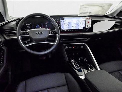 New 2025 Audi Q5 Premium image 8