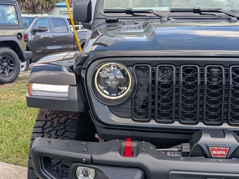 New 2026 Jeep Gladiator Rubicon AWD/4WD image 9