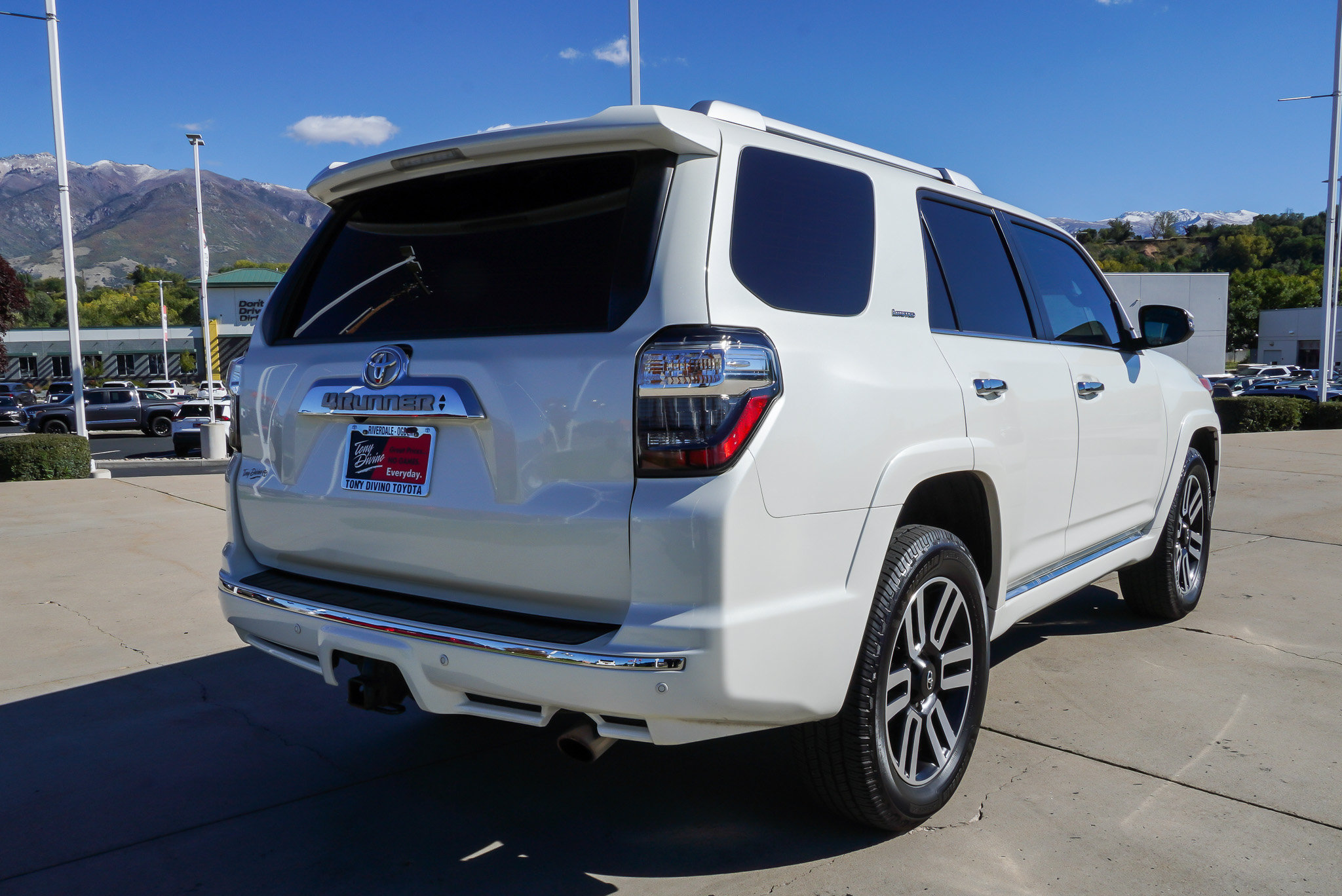 Certified 2022 Toyota 4Runner Limited AWD/4WD image 8