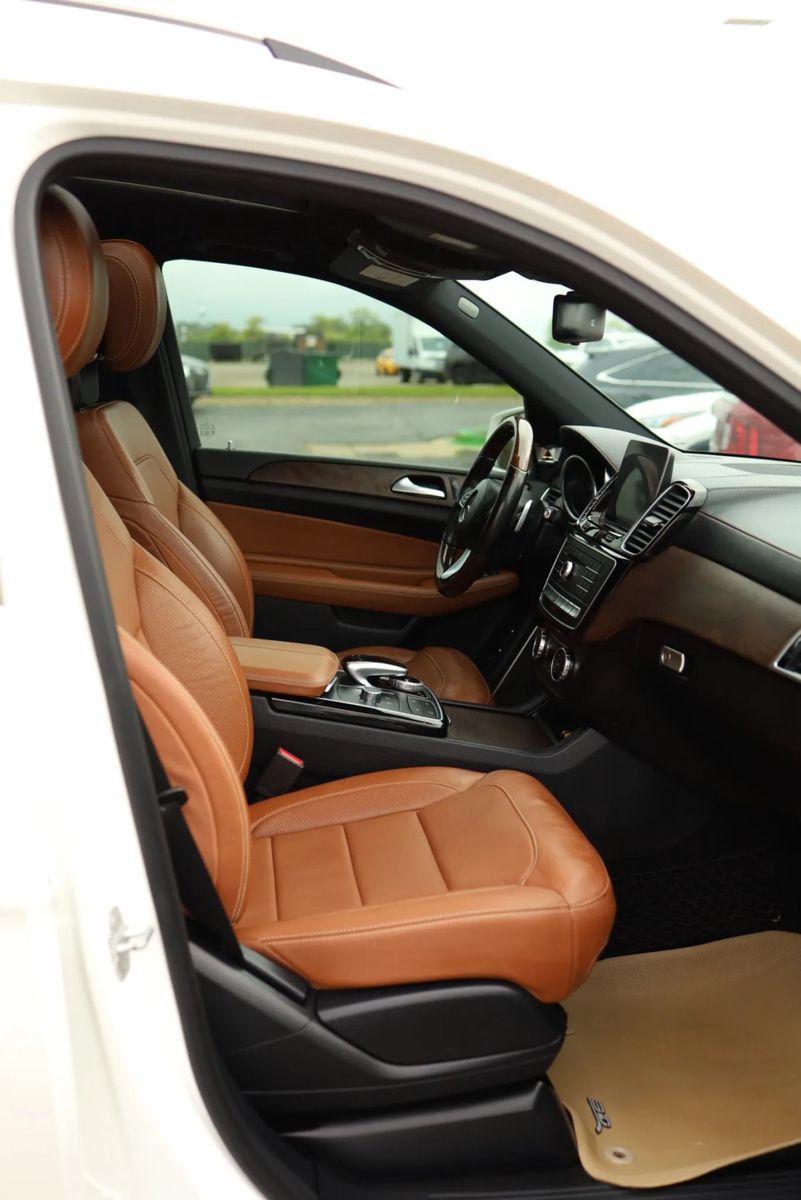 Used 2017 Mercedes-Benz GLS 450 4MATIC image 58