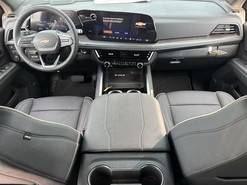 New 2026 Chevrolet Tahoe Premier w/ Sun And Tow Package AWD/4WD image 12