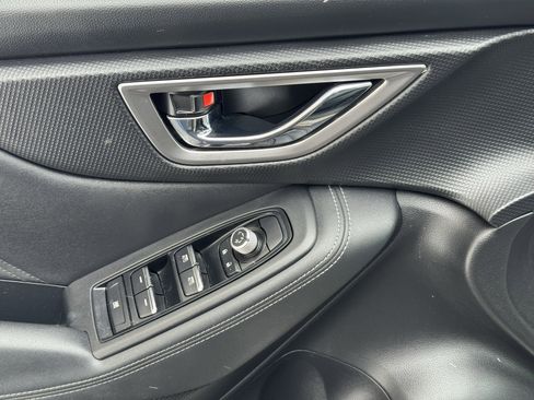 Used 2020 Subaru Forester Limited image 19