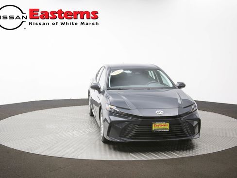 Used 2025 Toyota Camry LE FWD image 52