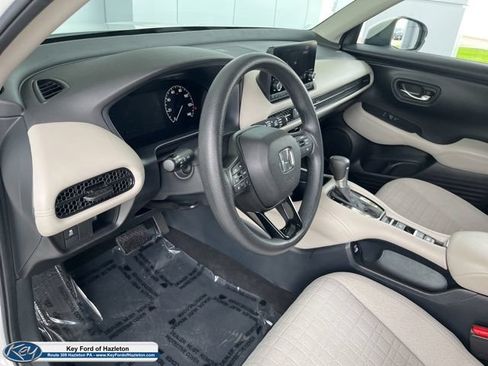Used 2023 Honda HR-V LX image 21