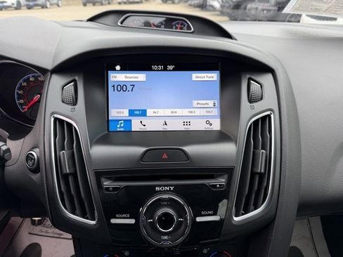 Used 2017 Ford Focus RS image 15