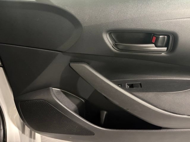 Used 2024 Toyota Corolla LE FWD image 13
