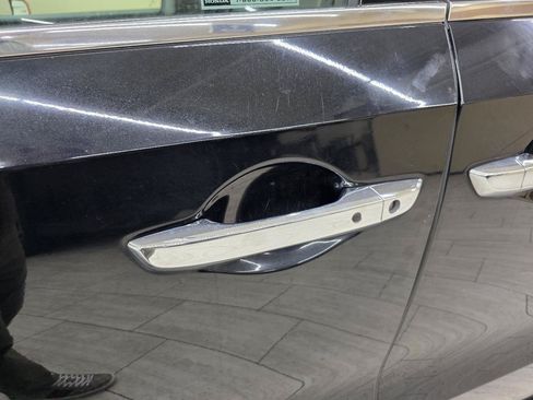 Used 2018 Honda Odyssey Elite image 11