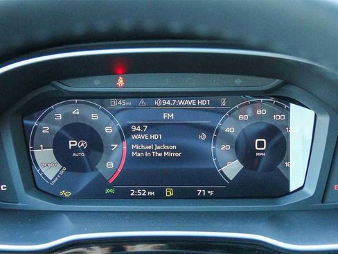 New 2025 Audi Q3 2.0T Premium image 24