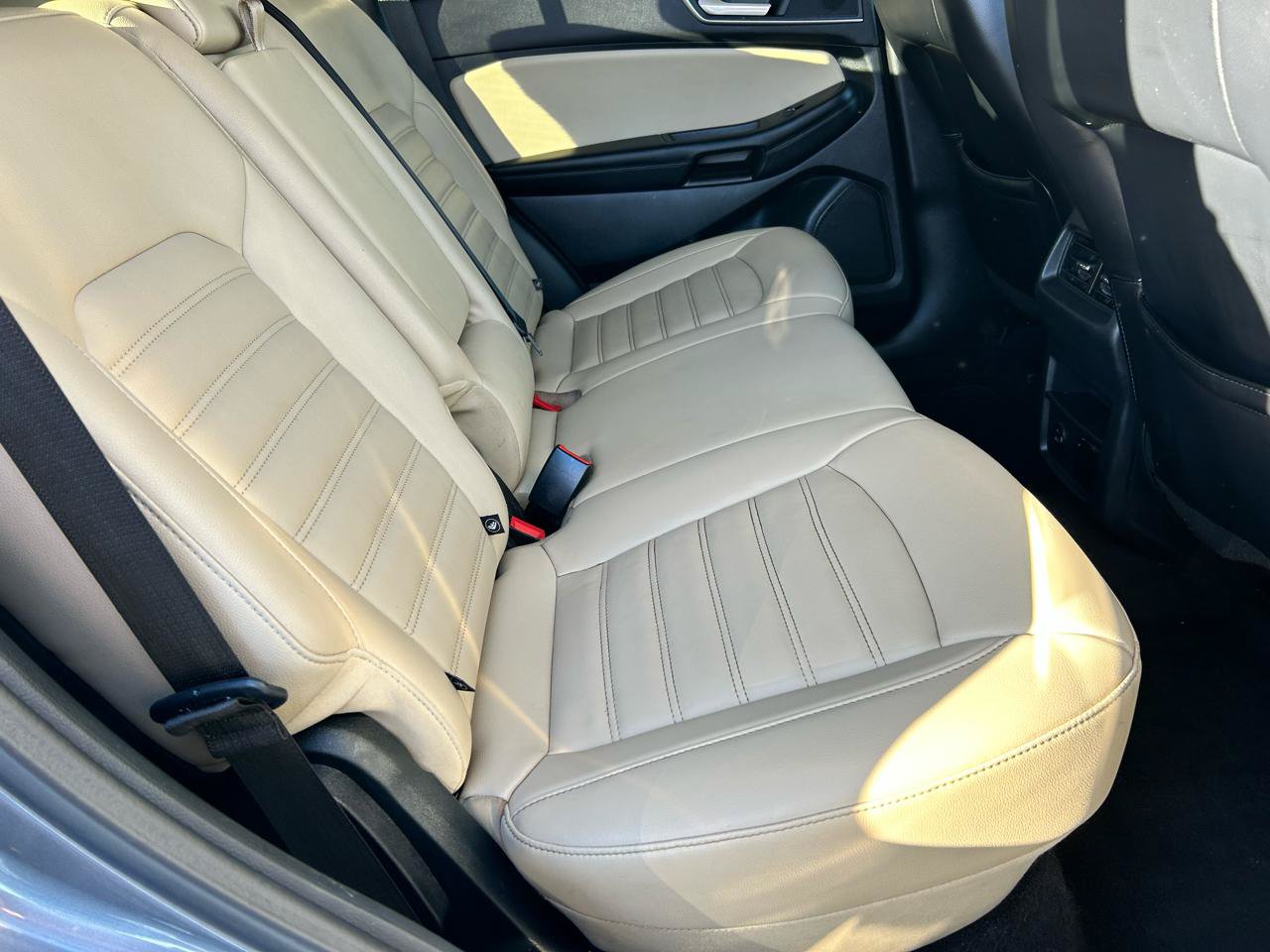 Used 2022 Ford Edge SEL w/ Convenience Package AWD/4WD image 12