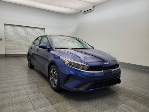 Used 2022 Kia Forte LXS image 13