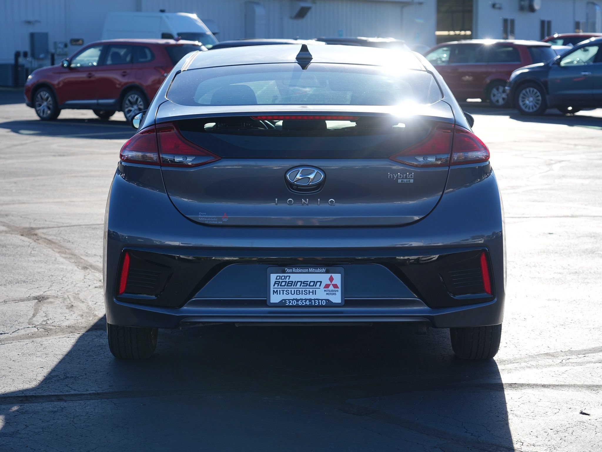 Used 2018 Hyundai Ioniq Blue FWD image 4