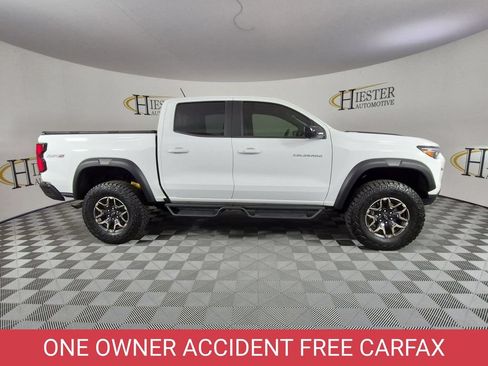 Certified 2025 Chevrolet Colorado ZR2 w/ Technology Package AWD/4WD image 3