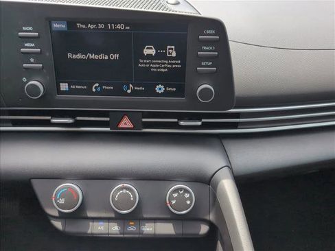 New 2026 Hyundai Elantra SE FWD image 14