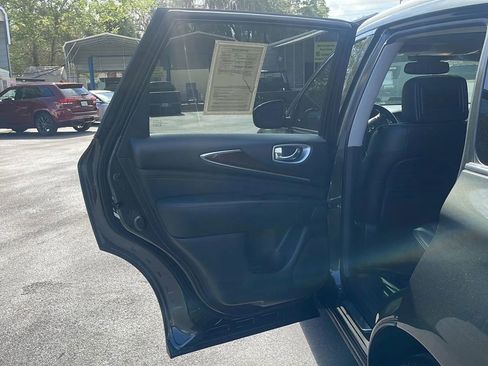 Used 2013 INFINITI JX35 AWD w/ Premium Pkg image 11