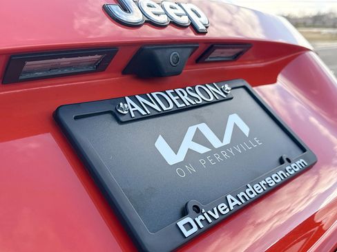 Used 2020 Jeep Renegade Latitude image 15