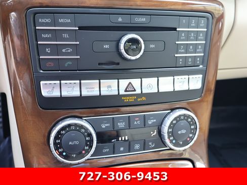 Certified 2020 Mercedes-Benz SLC 300 image 27