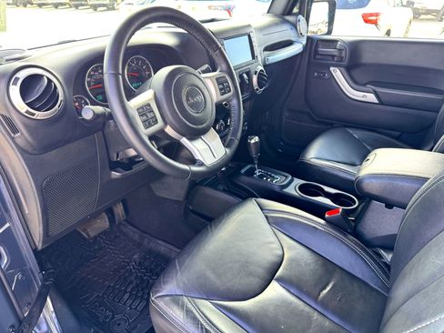 Used 2017 Jeep Wrangler Unlimited Sahara w/ Quick Order Package 24E Chief image 13