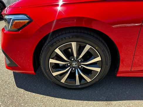 Used 2024 Honda Civic EX image 10