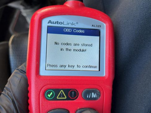 Used 2017 Mercedes-Benz C 43 AMG 4MATIC Sedan image 5