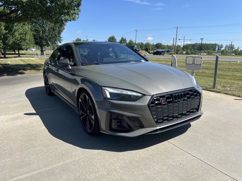 Used 2023 Audi S5 Prestige w/ Prestige Package AWD/4WD image 2