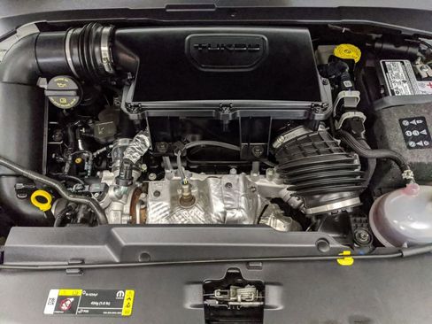 Used 2024 Jeep Compass Limited image 26