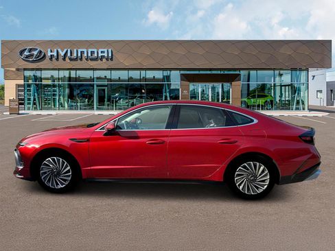 New 2026 Hyundai Sonata SEL FWD image 3