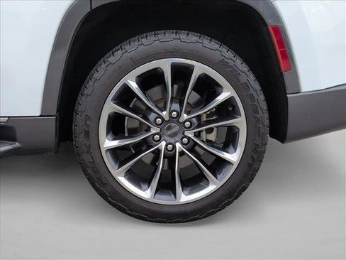 Used 2022 Jeep Wagoneer Series II w/ Premium Group I image 27