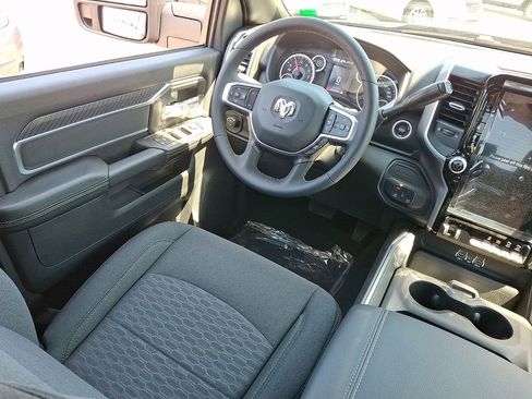 New 2026 RAM 2500 Big Horn AWD/4WD image 9