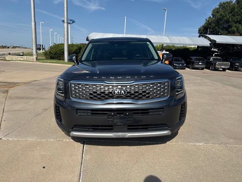 Used 2020 Kia Telluride LX FWD image 2