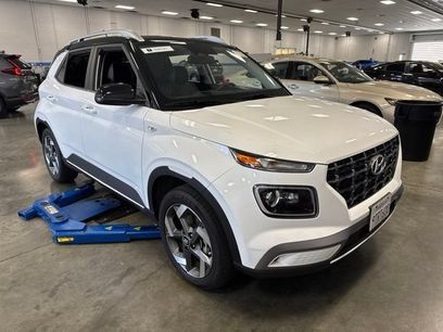 Used 2025 Hyundai Venue Limited