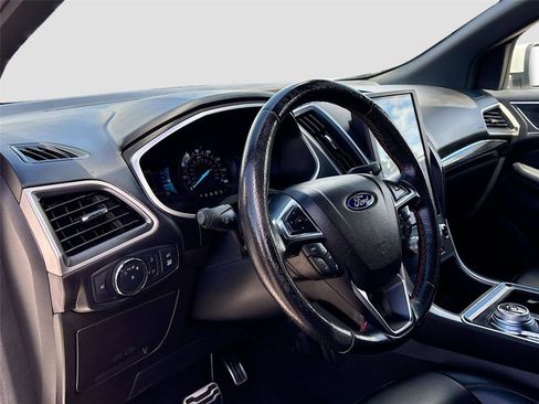 Used 2021 Ford Edge ST-Line w/ Cargo Accessory Package FWD image 9