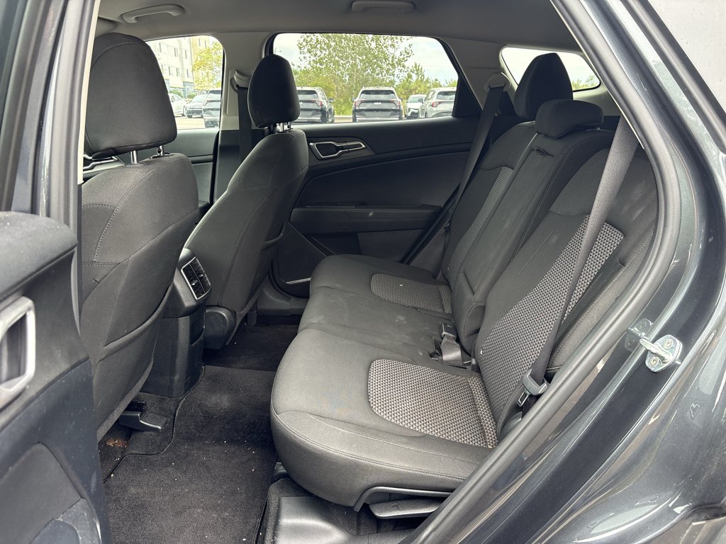 Used 2023 Kia Sportage LX AWD/4WD image 18